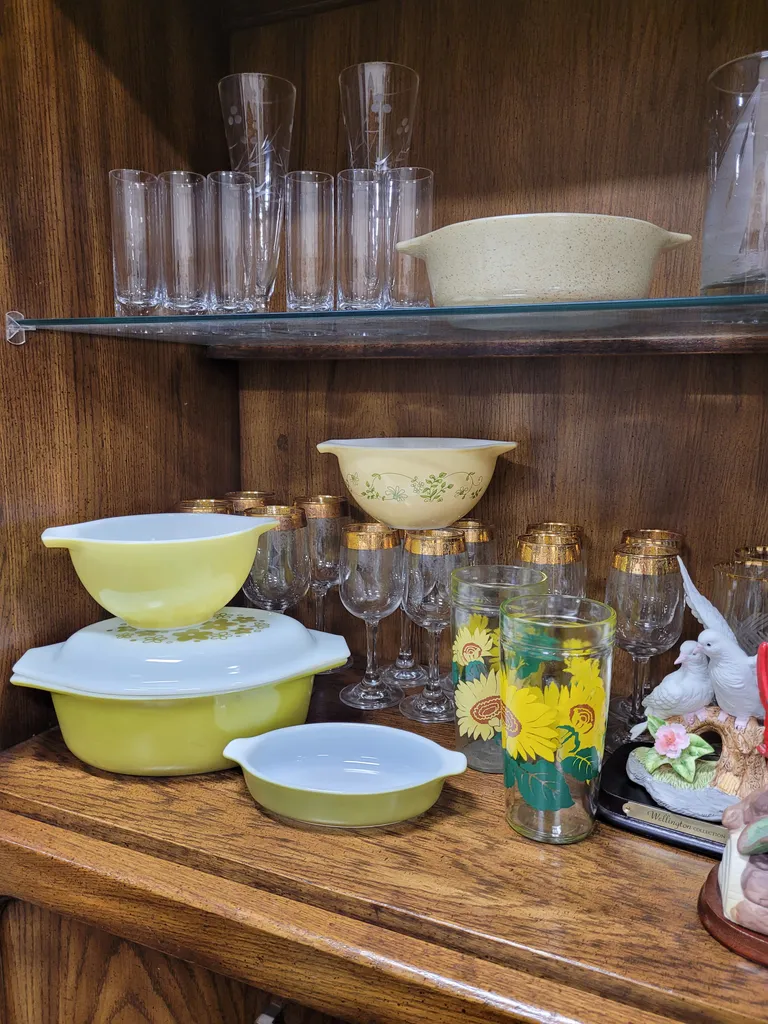 Come to my pyrex swap shop photo 1