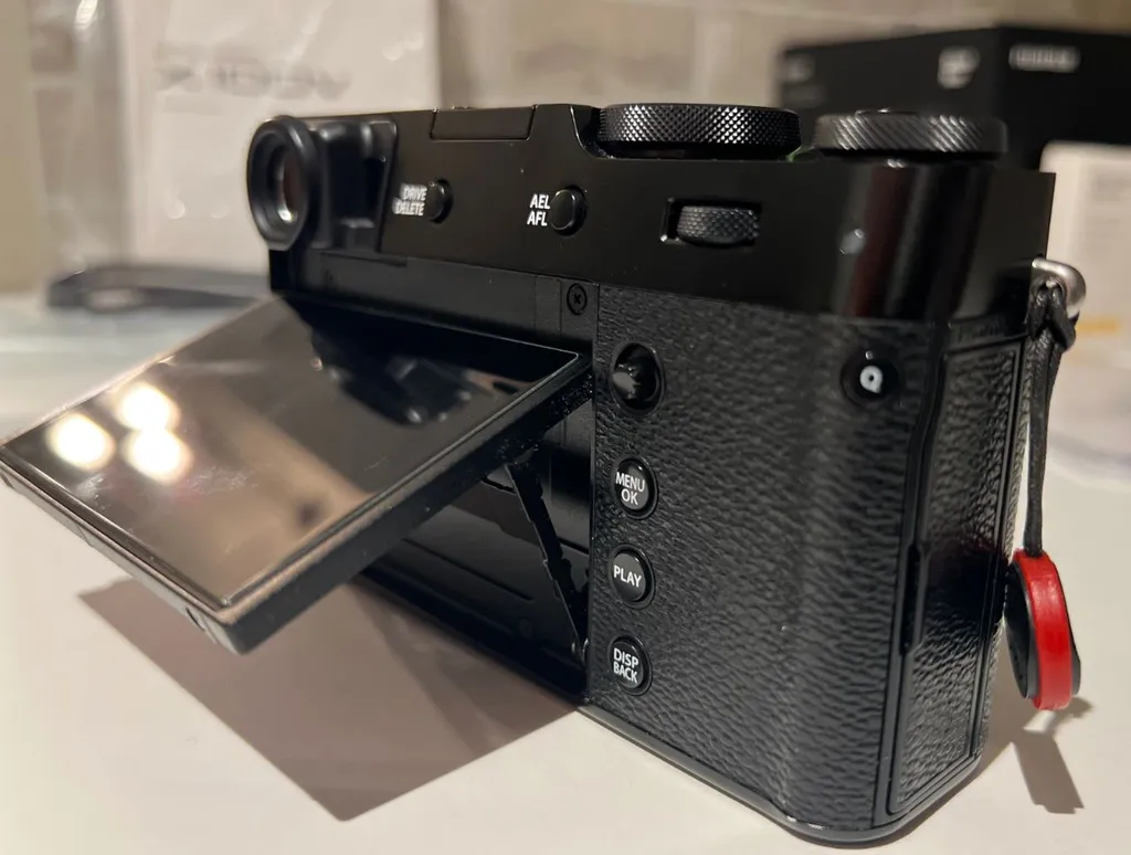 x100v w/Paypal photo 1