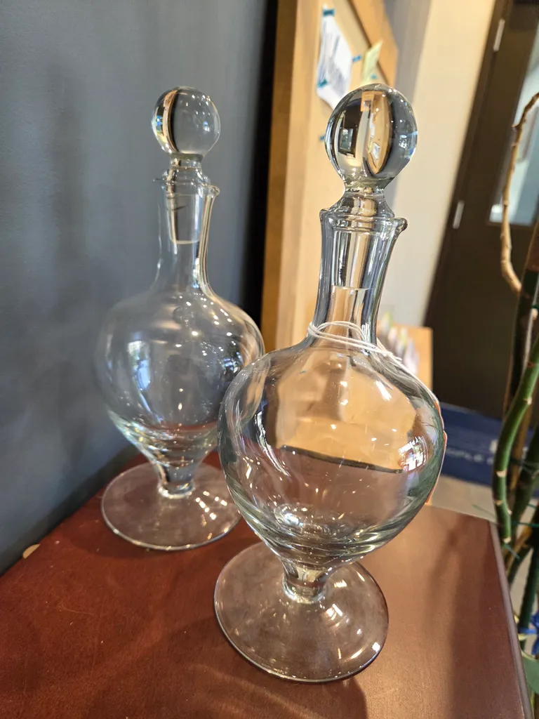 Lidded apothecary bottles photo 1