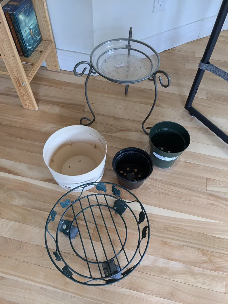 Various Planters and Plant Stands photo 1