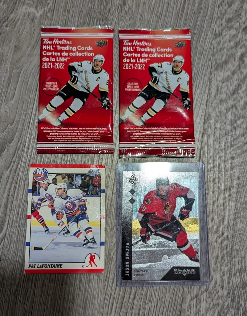 Tim Hortons NHL Trading Cards 2021-2022 photo 1