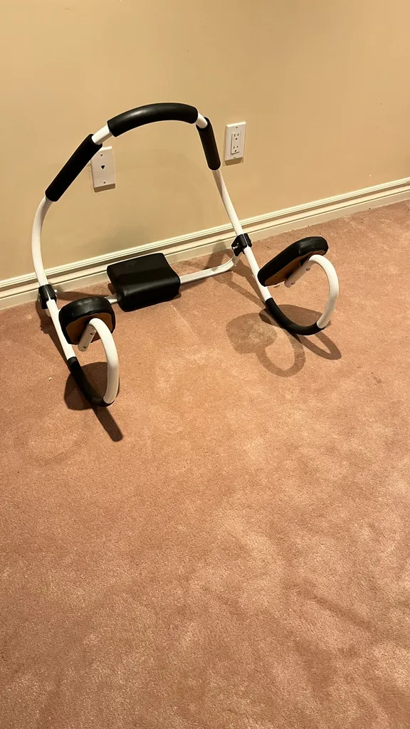 Ab crunch machine photo 1