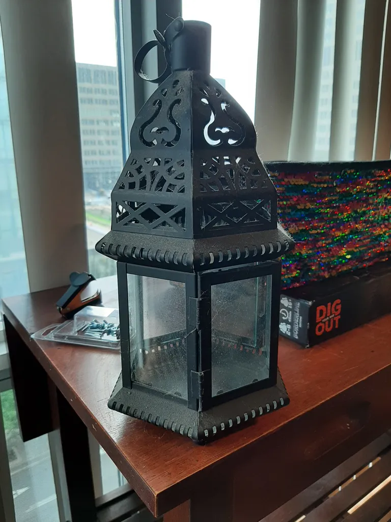 Black lantern photo 1