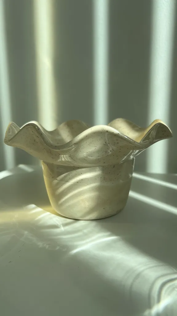 Vintage ceramic bowl photo 1