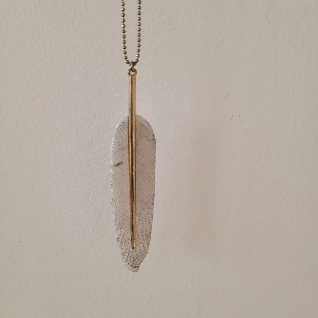 Feather Pendant Long Necklace (Aldo) (H3Z) photo 1