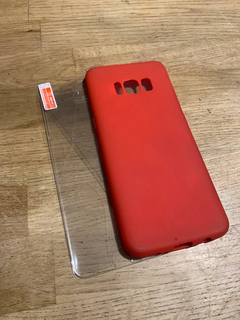 Samsung Galaxy S8 smartphone cover  photo 1