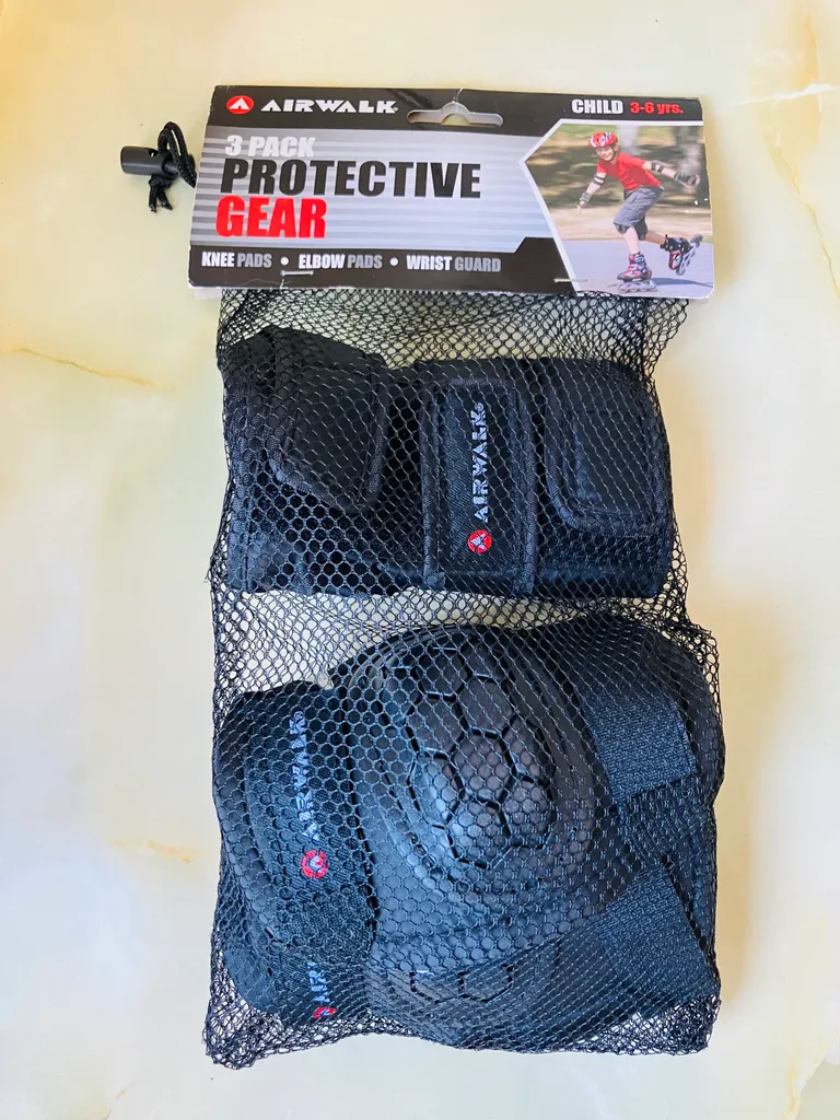 BNIP Protetive Knees&Elbows Pads  photo 1