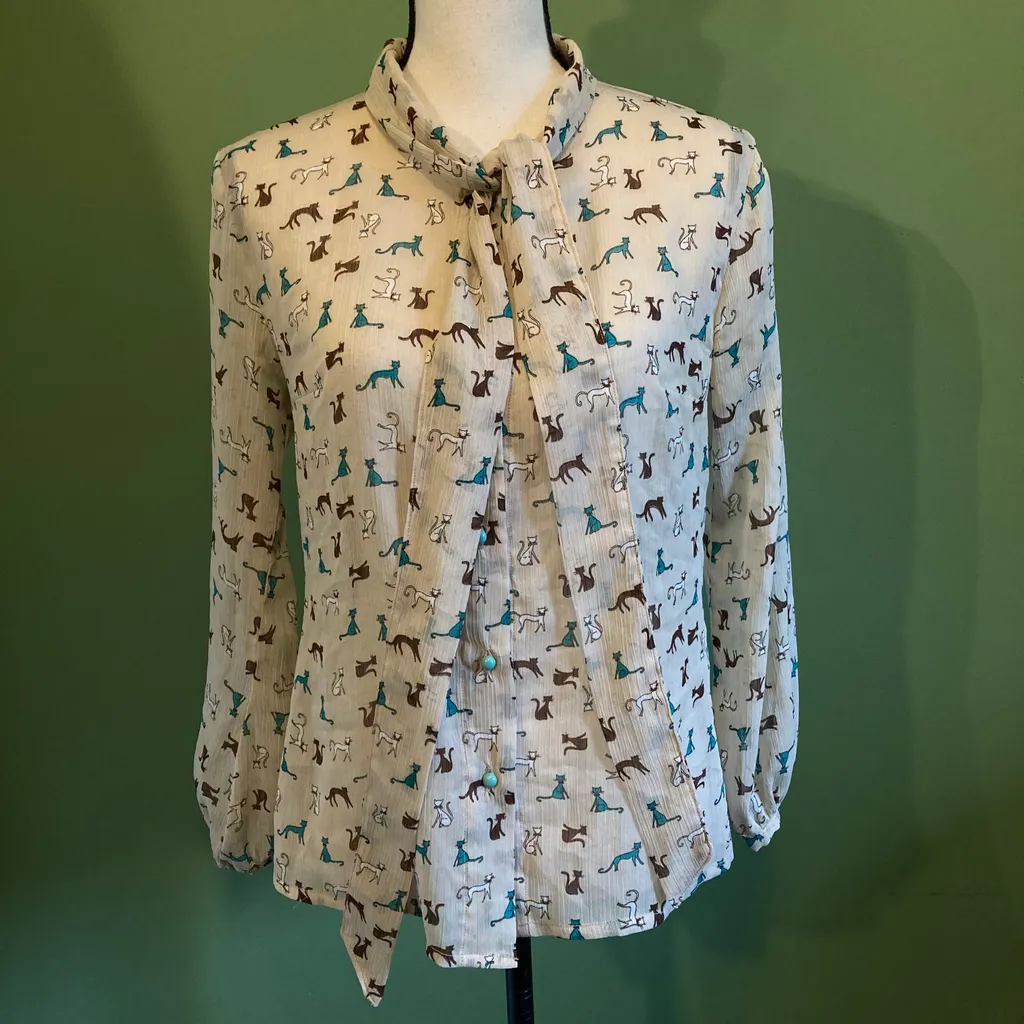 Cat lovers blouse size medium  photo 1