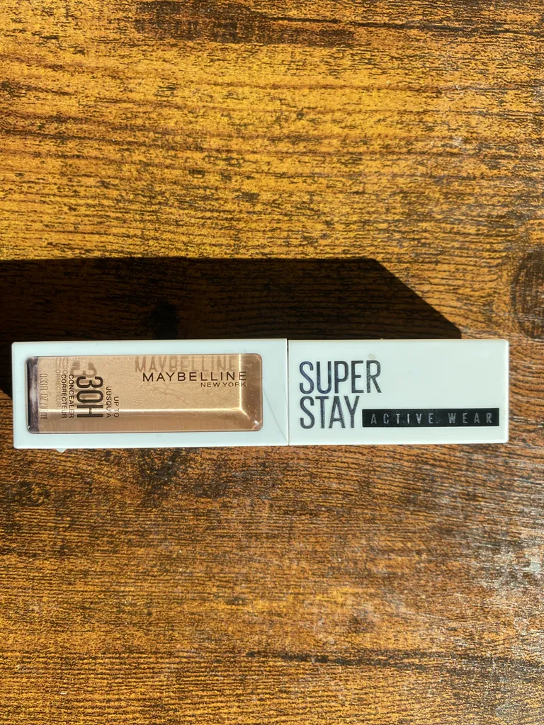 Maybelline super stay concealer photo 1