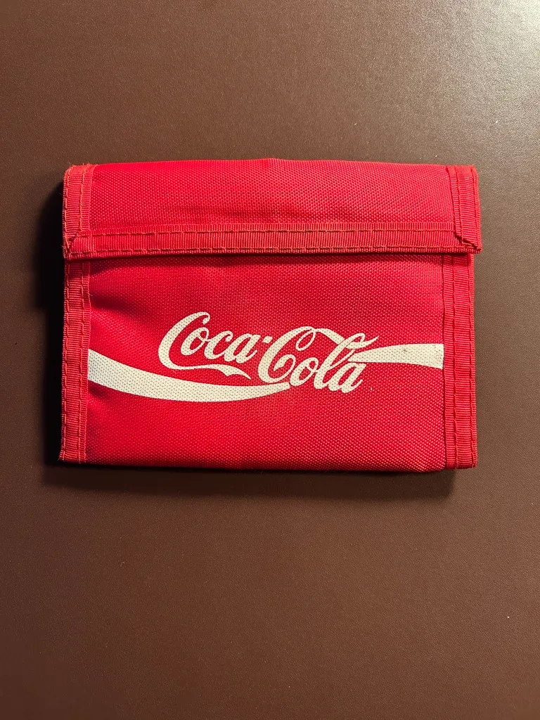 Coca-cola velcro wallet photo 1