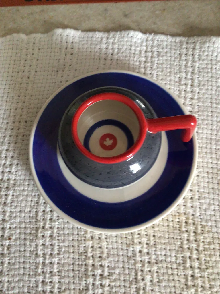 Curling espresso mug photo 1
