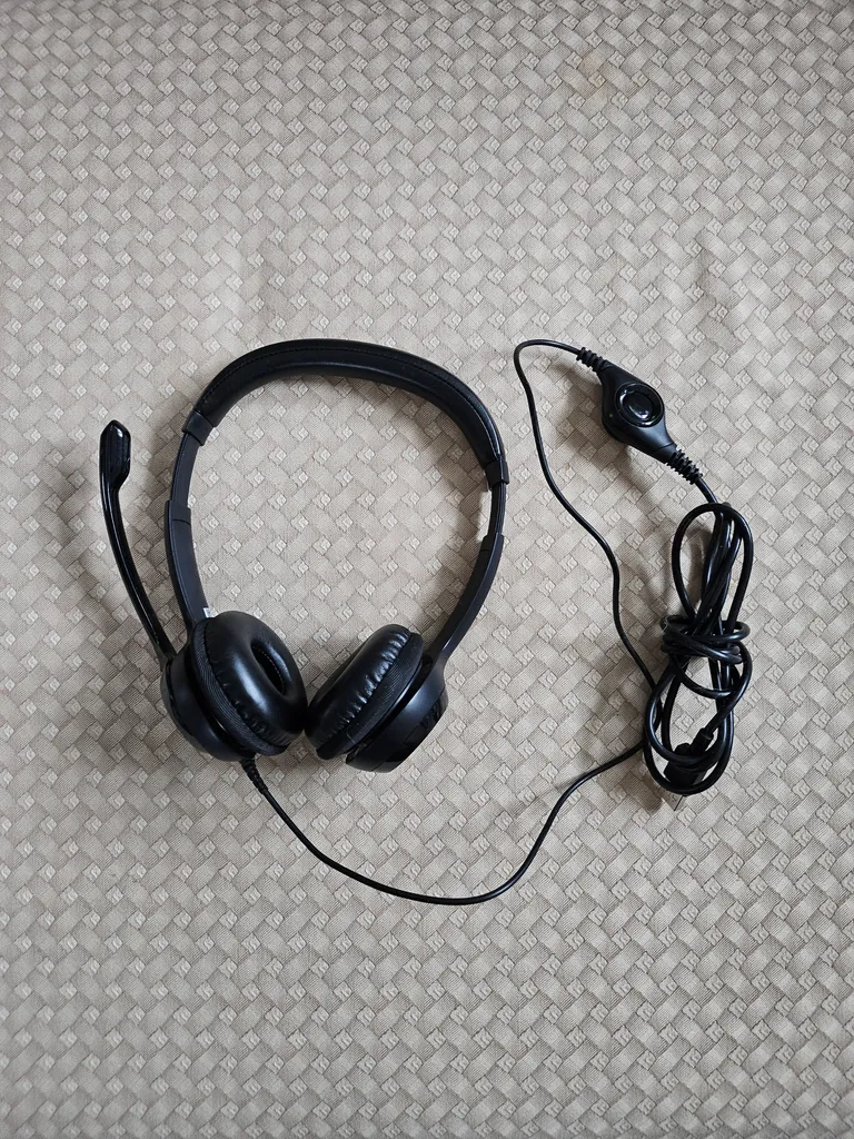 (Traded) Logitech Headset - USB photo 1