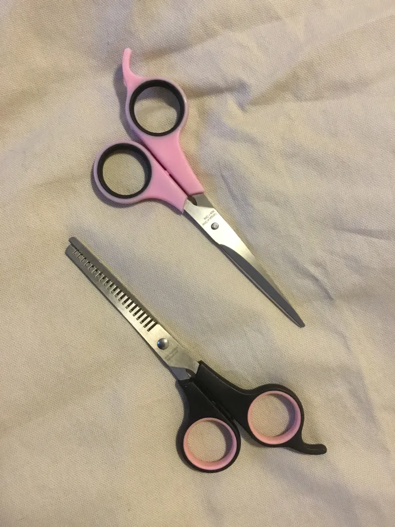 Hair cutting scissor set photo 1