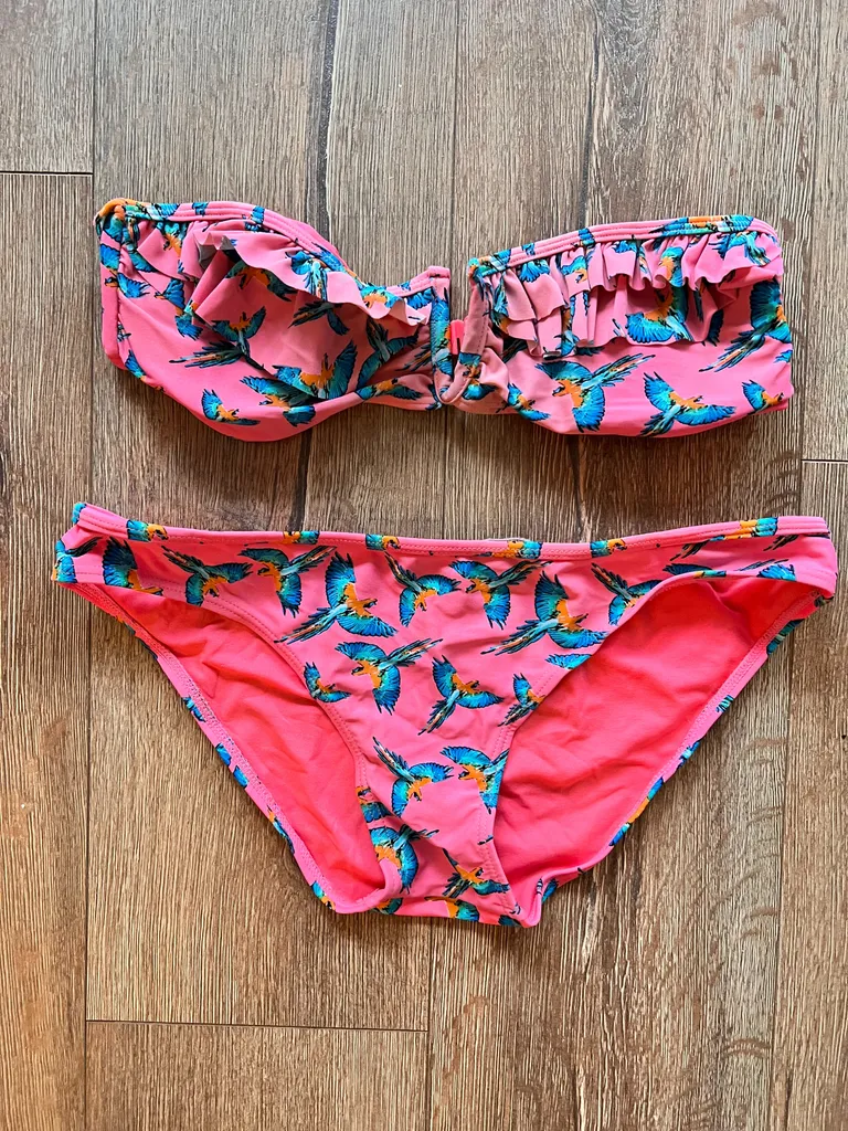 Nastygal Tropical Birds Bikini - size 10 photo 1