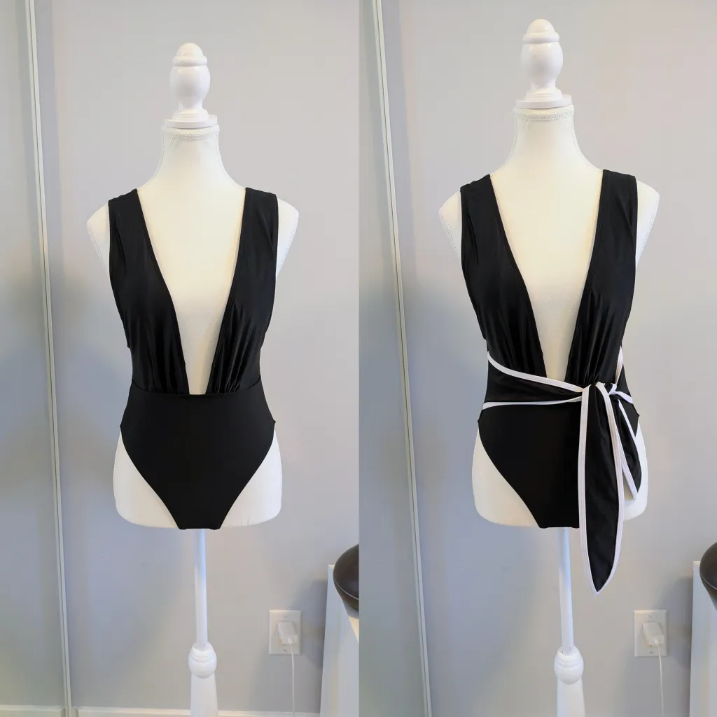 One-Piece Swimsuit - Size S photo 1