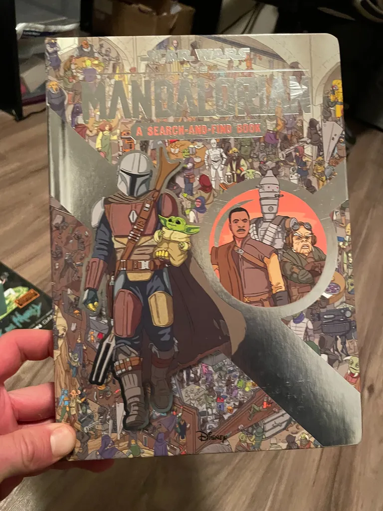 Mandolorian ‘wheres waldo’ book photo 1