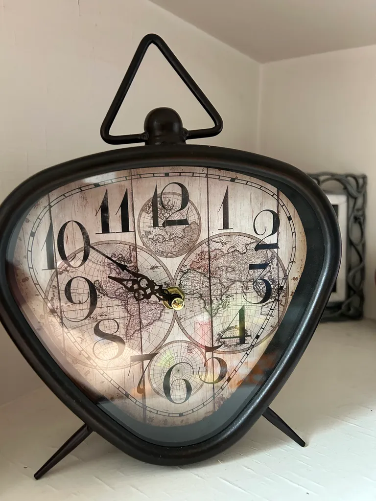 Decorative Clock  photo 1