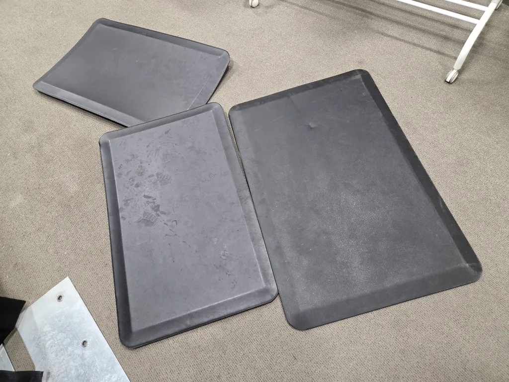 Anti fatigue mats photo 1