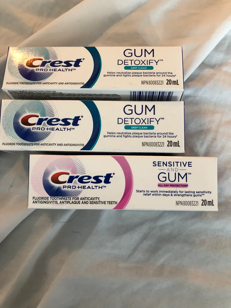 Toothpaste samples photo 1