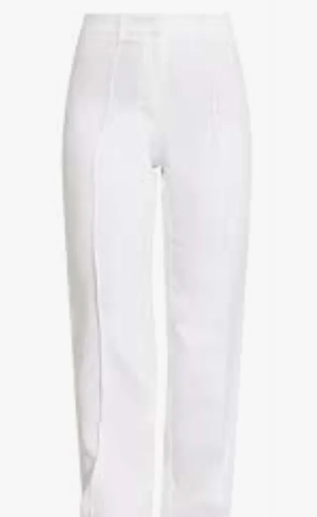 white pants photo 1