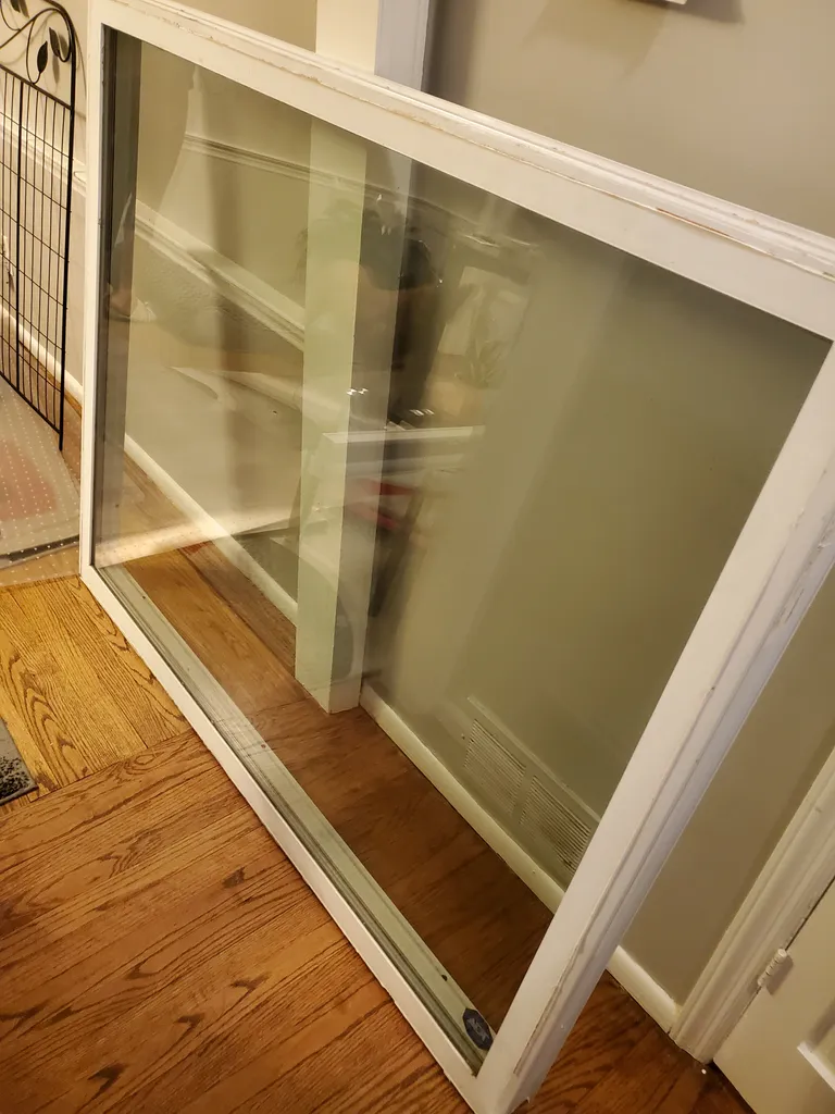 Glass Window photo 1