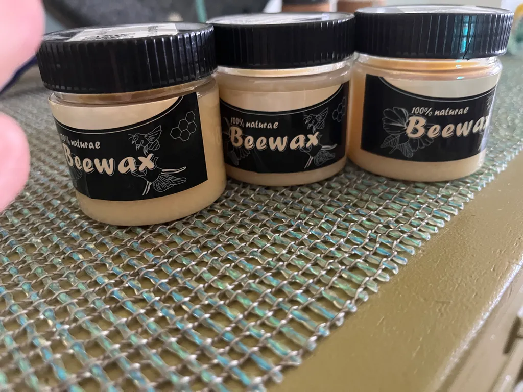 Beeswax photo 1