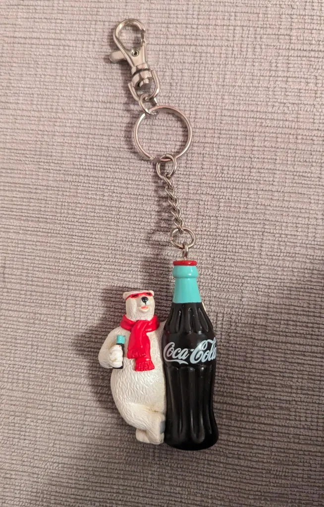 Coca-Cola Polar Bear Keychain photo 1