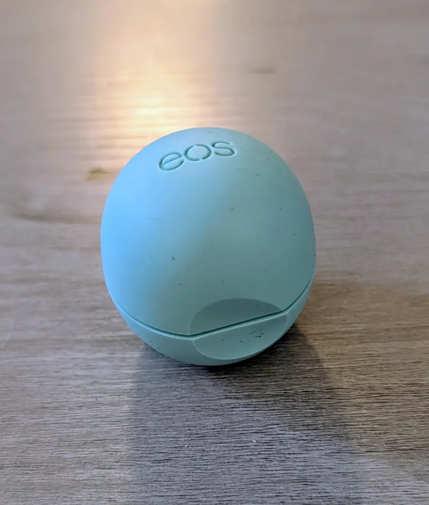 Brand New EOS Lip Balm Sphere photo 1