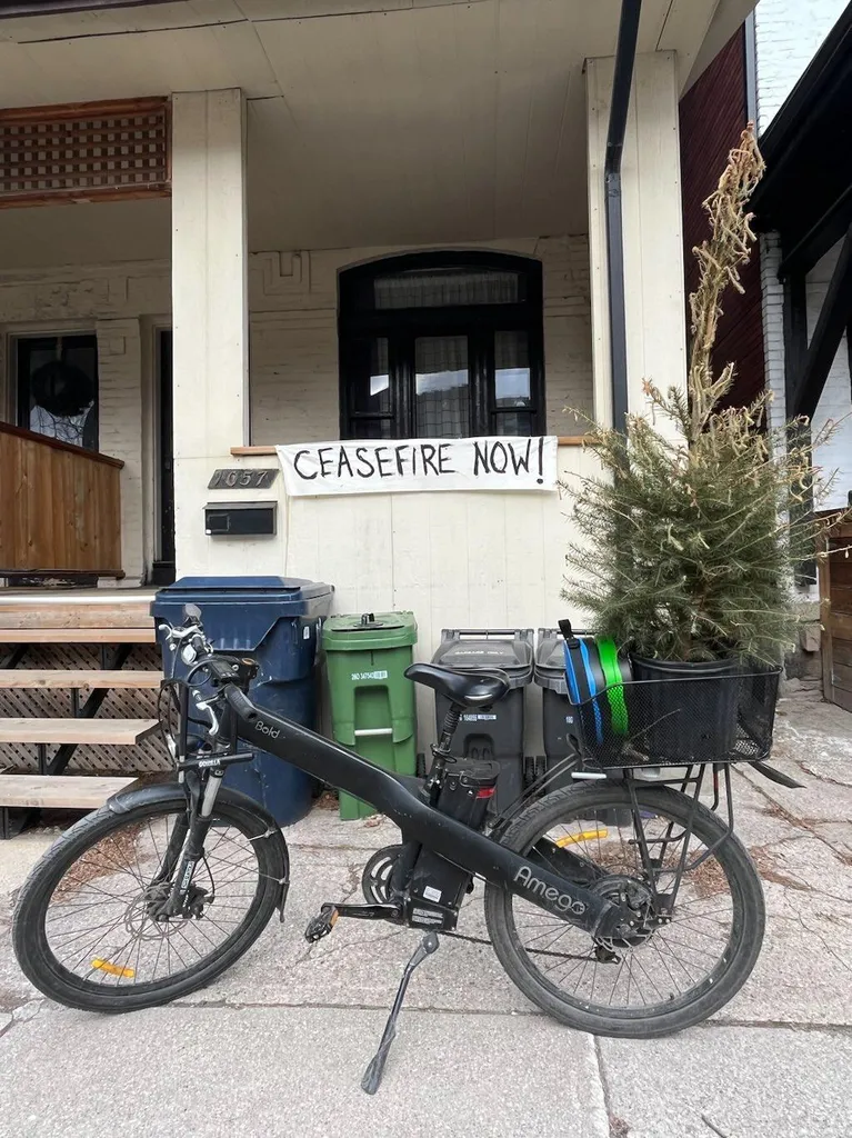 Housewares, records, experiences photo 1