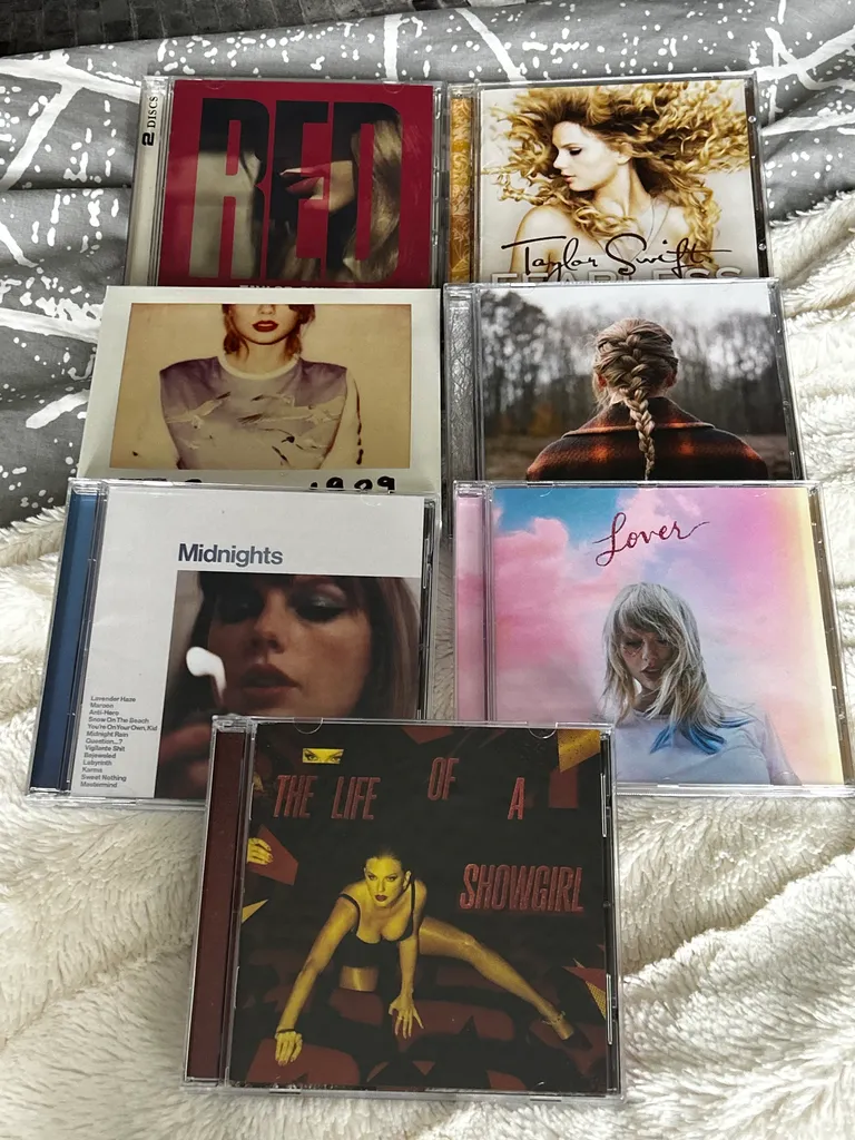 Taylor Swift CDs photo 1