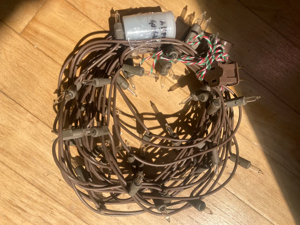 String lights 💡 photo 1