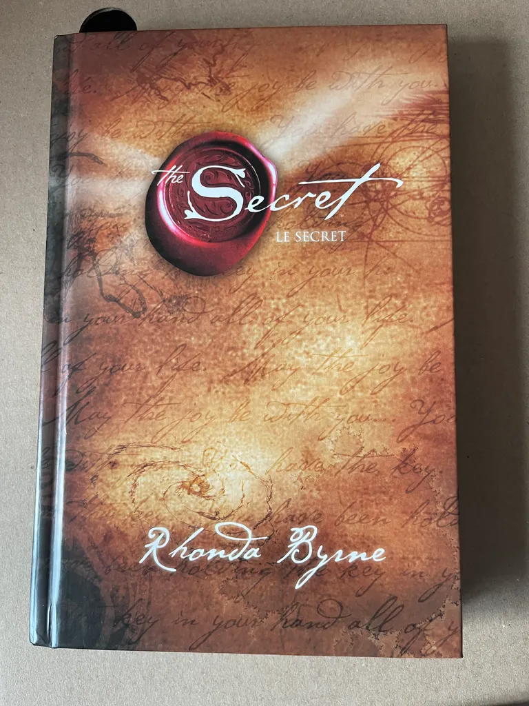 Le Secret - Hardcover Francais photo 1