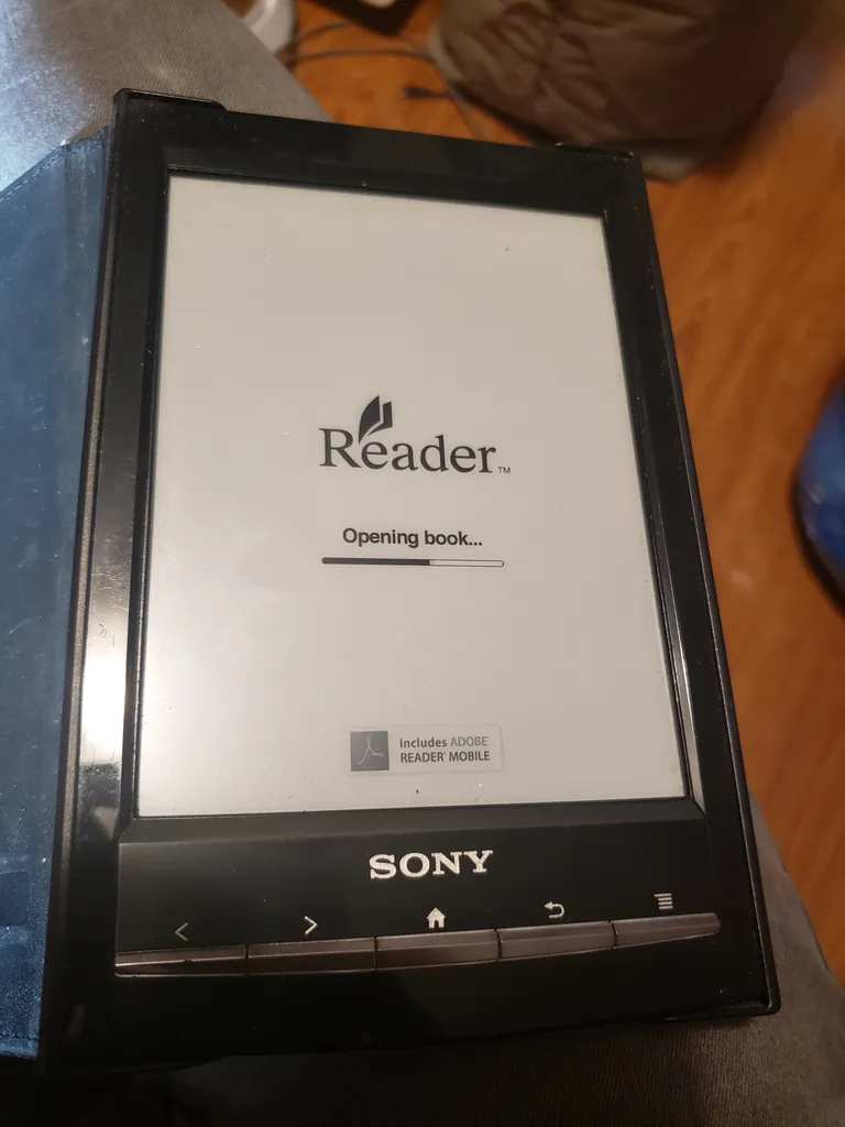 Sony PRS-01 E-Reader photo 1