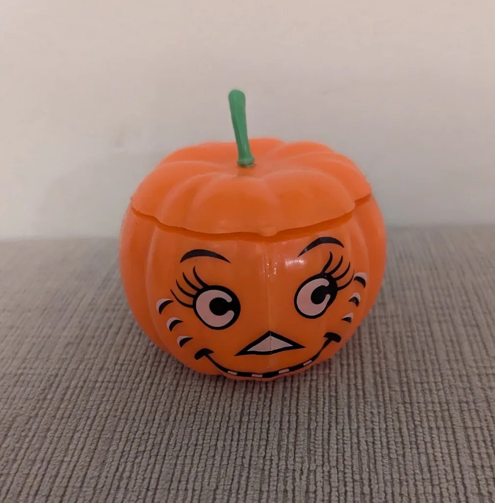 Vintage Halloween Pumpkin Toy photo 1