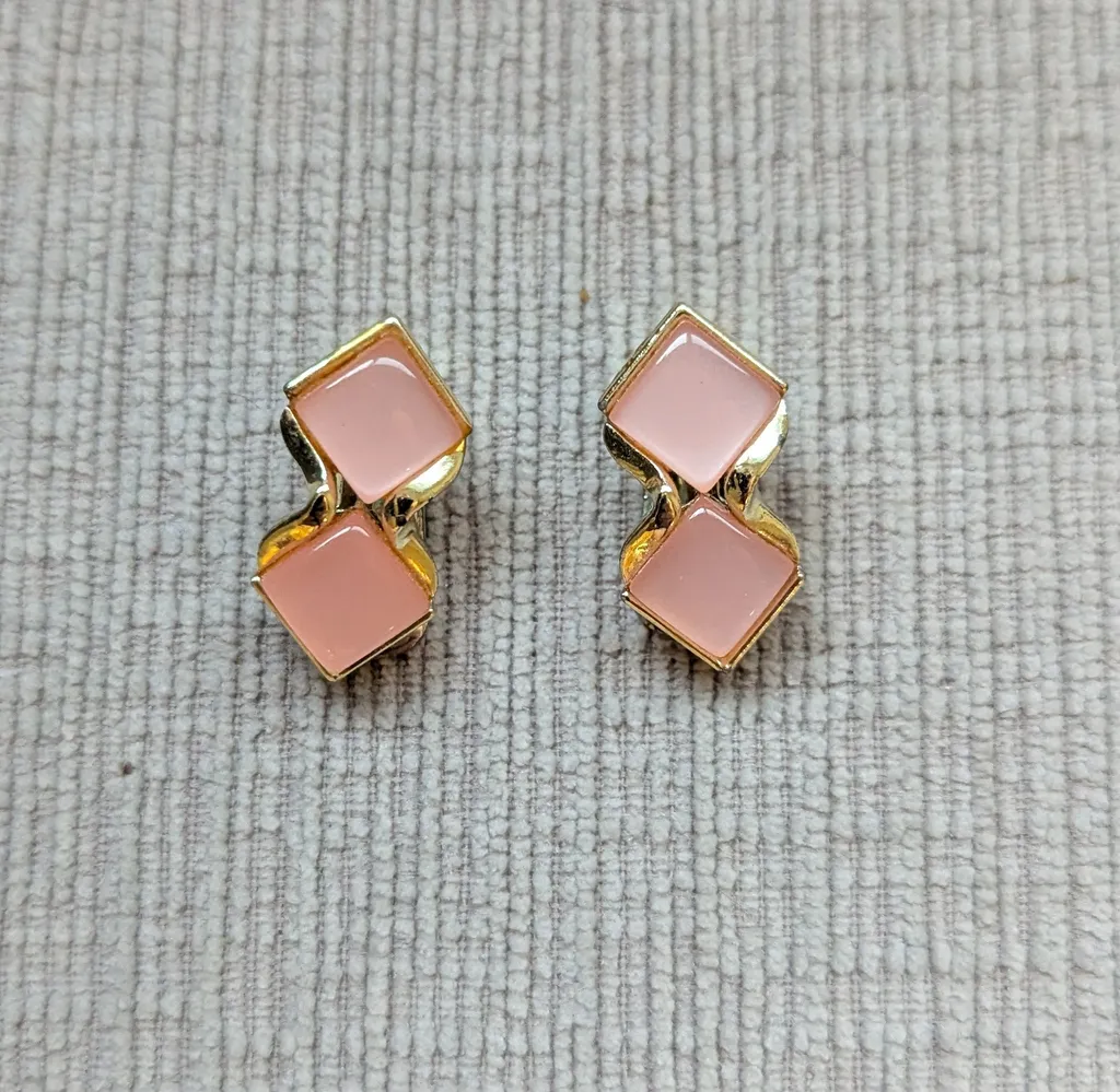 Vintage Pink & Gold Clip-On Earrings photo 1