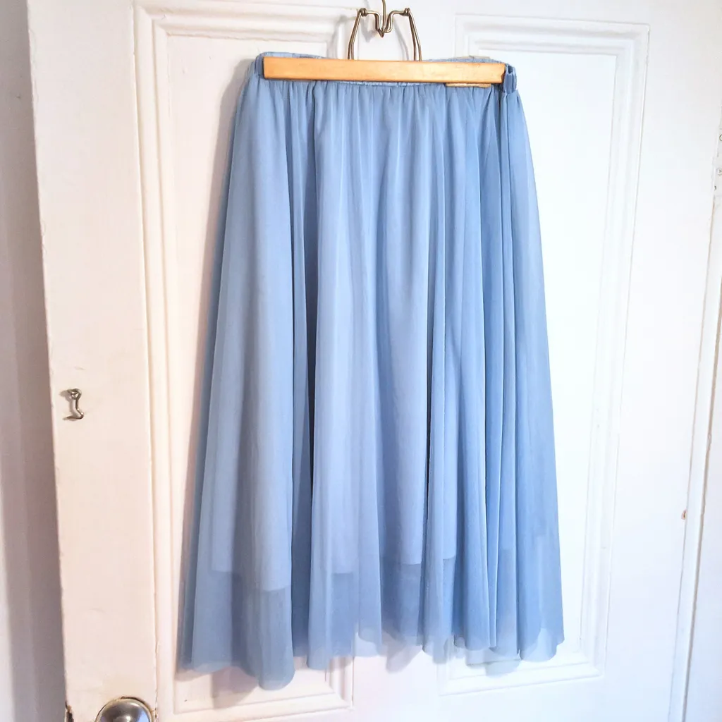 Fluffy Tulle Layered Skirt photo 1