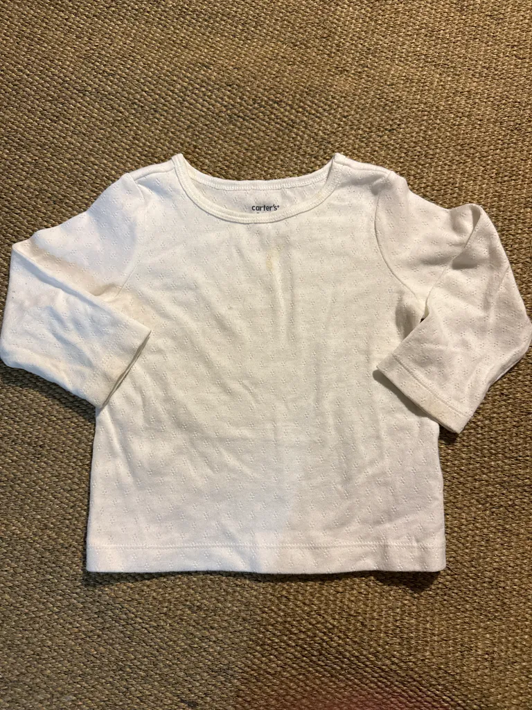 Children’s top  photo 1