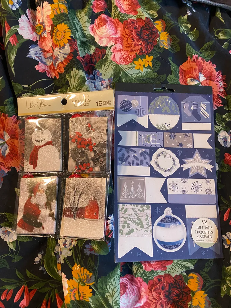 Christmas gift tags  photo 1