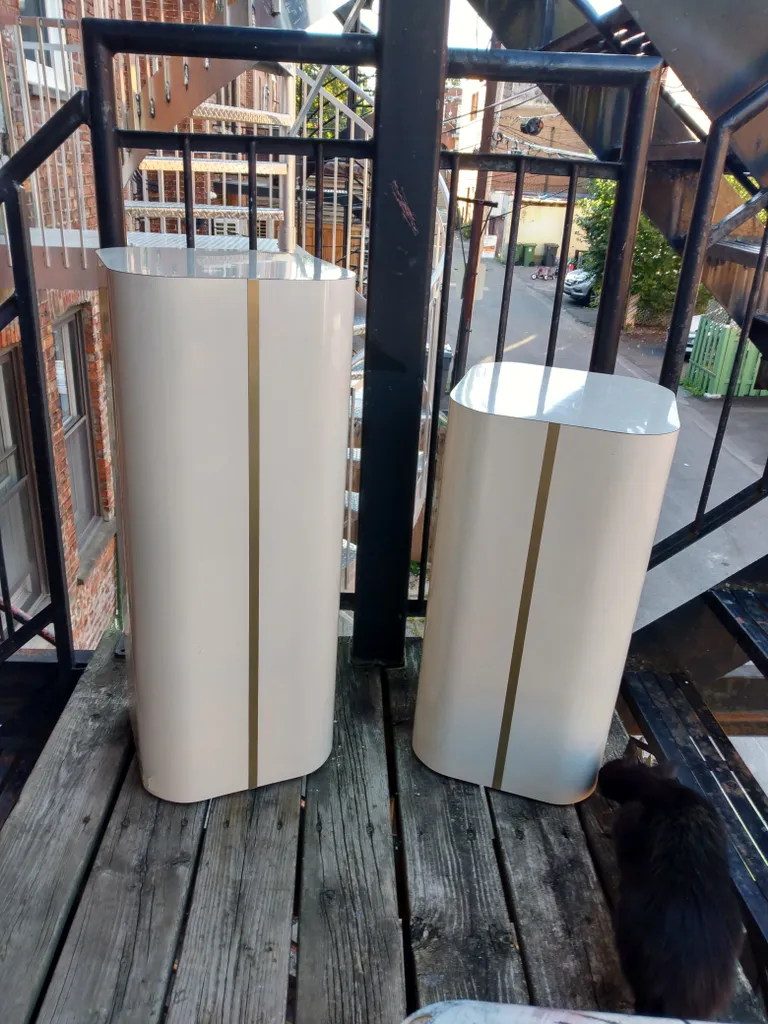 Vintage cream gold podiums  art deco revival/ Hollywood regency photo 1