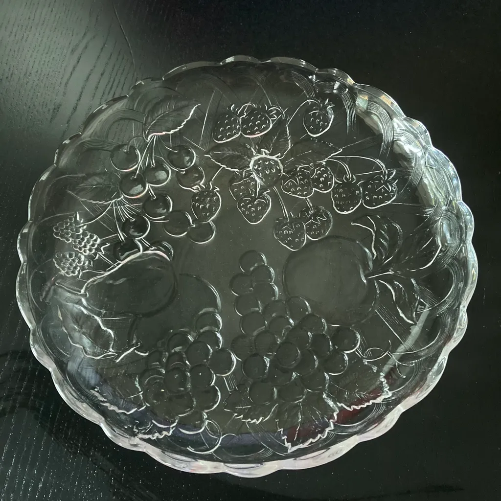 VINTAGE CRYSTAL PLATTER IN BOX  photo 1