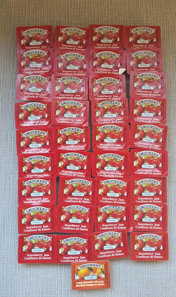 Brand New Bulk Smucker's Strawberry Jam Single-Serve Packets photo 1