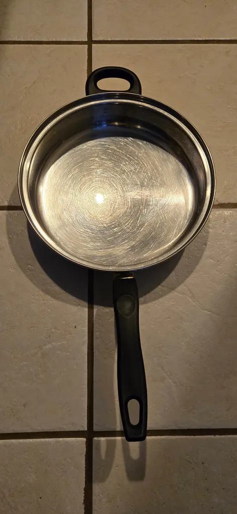 10" Stainless steel pan photo 1