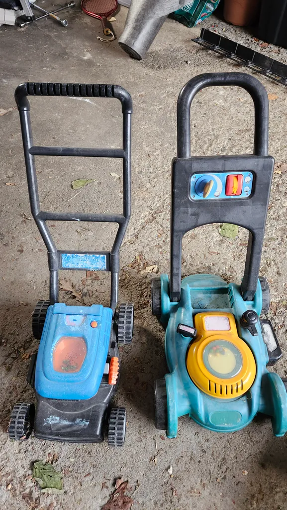 Outdoor lawnmower toys photo 1