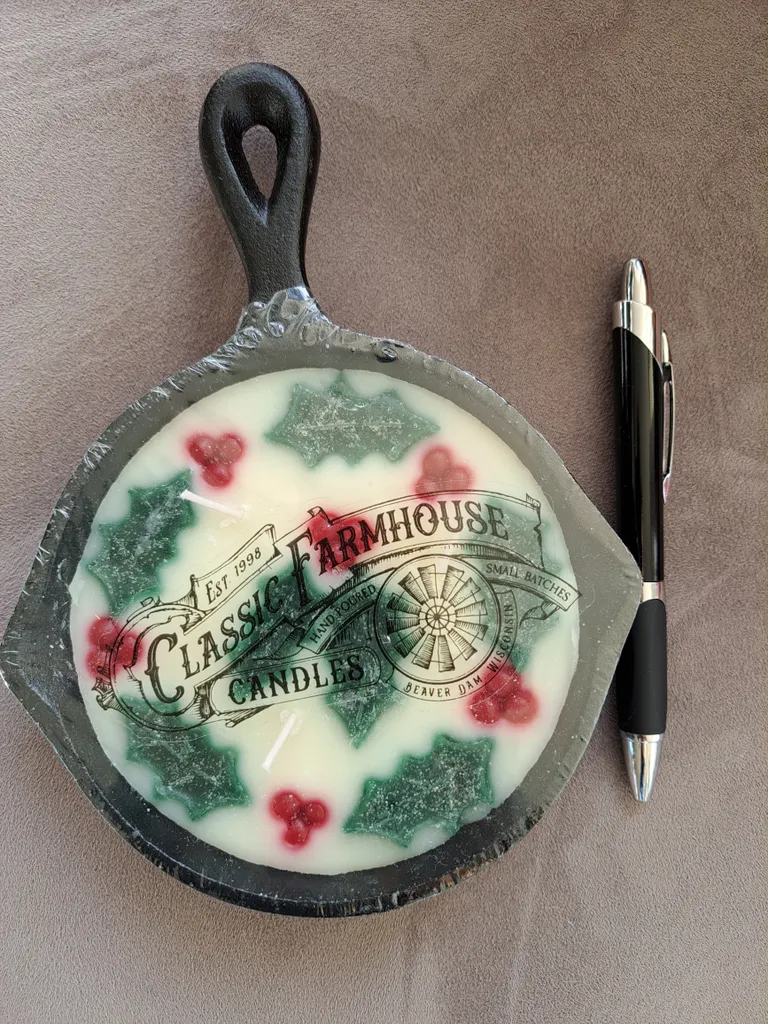 GONE brand new Christmas candle photo 1