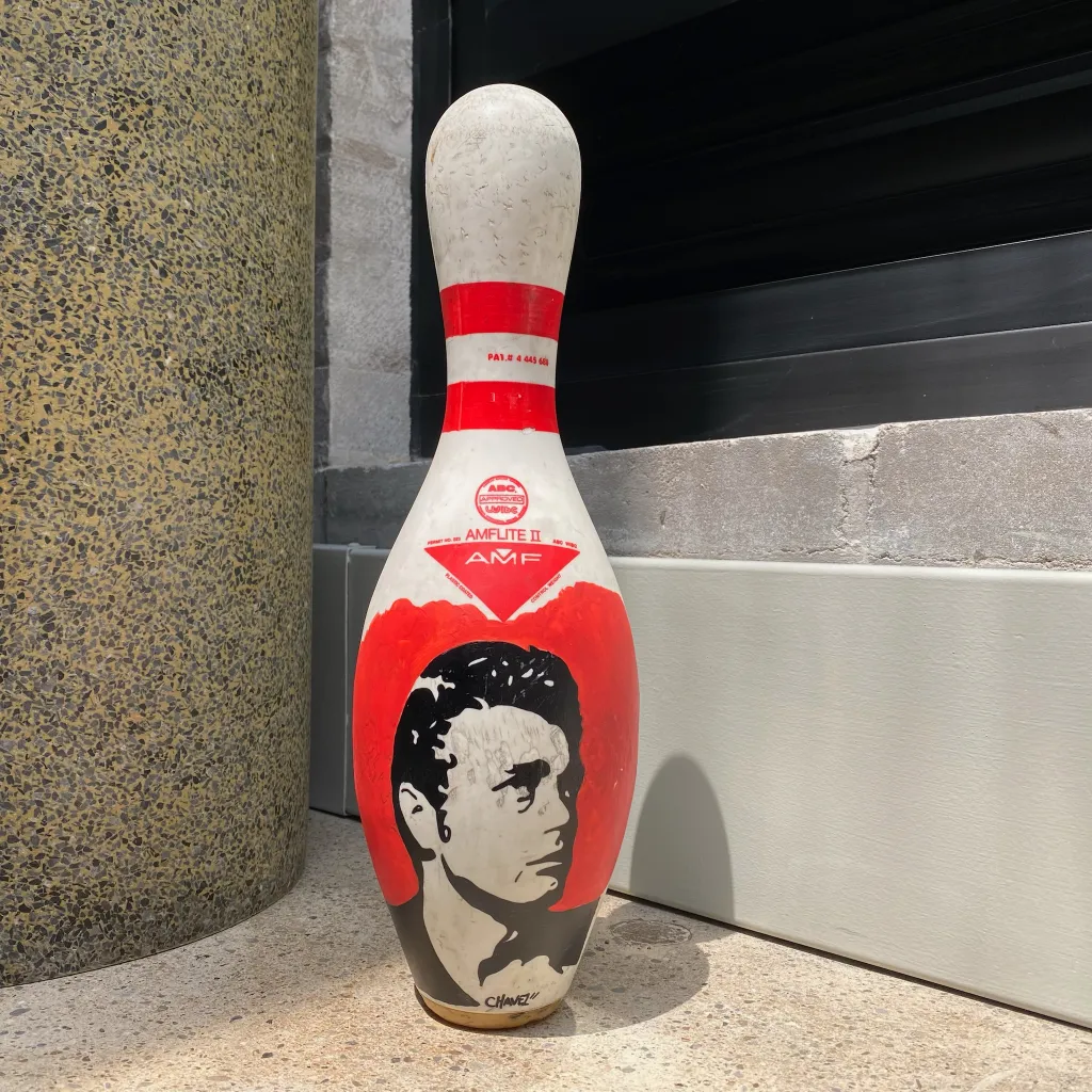 Vintage Hand-Painted James Dean Bowling Pin – Pop Art photo 1