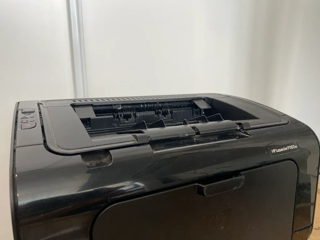 Excellent HP LaserJet Pro P1102w photo 1