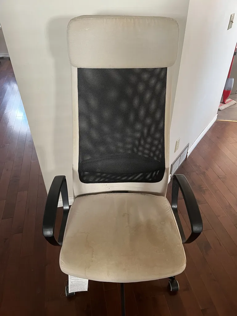 IKEA MARKUS office chair photo 1