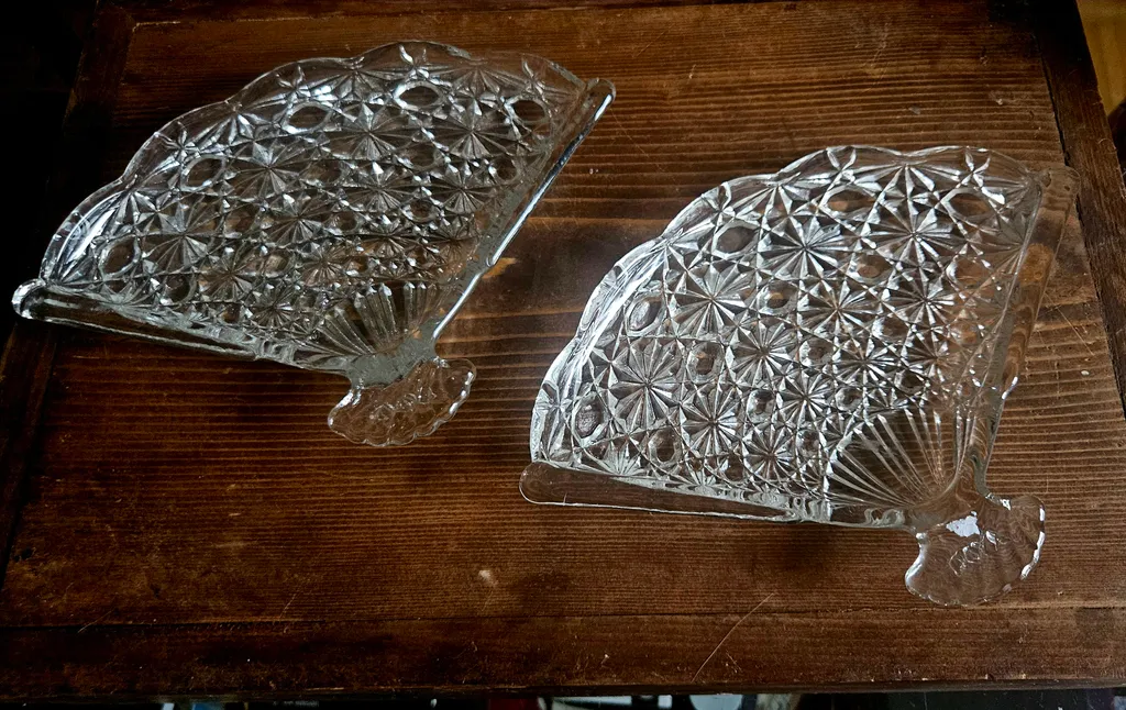 Pair of Vintage Pressed Glass Fan Dishes photo 1