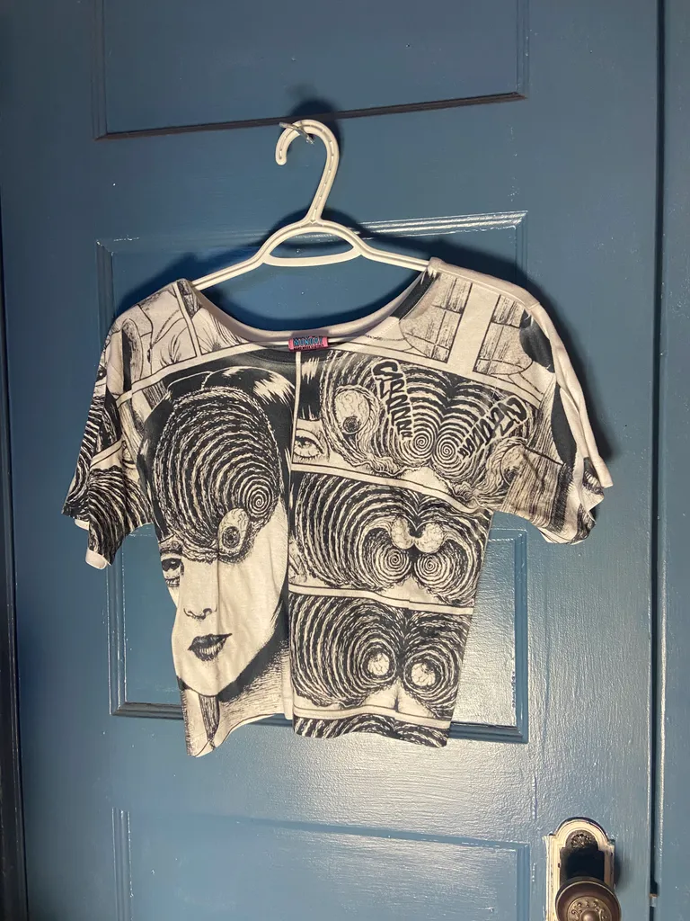 Junji ito uzumaki shirt  photo 1