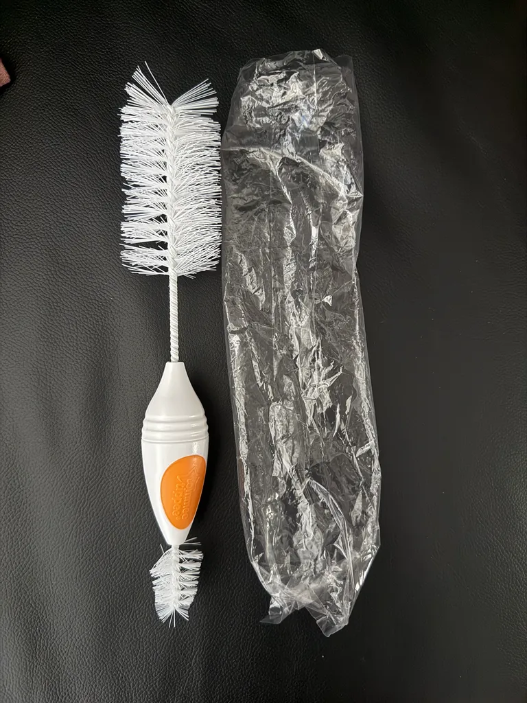 Tommee tippee bottle brush  photo 1